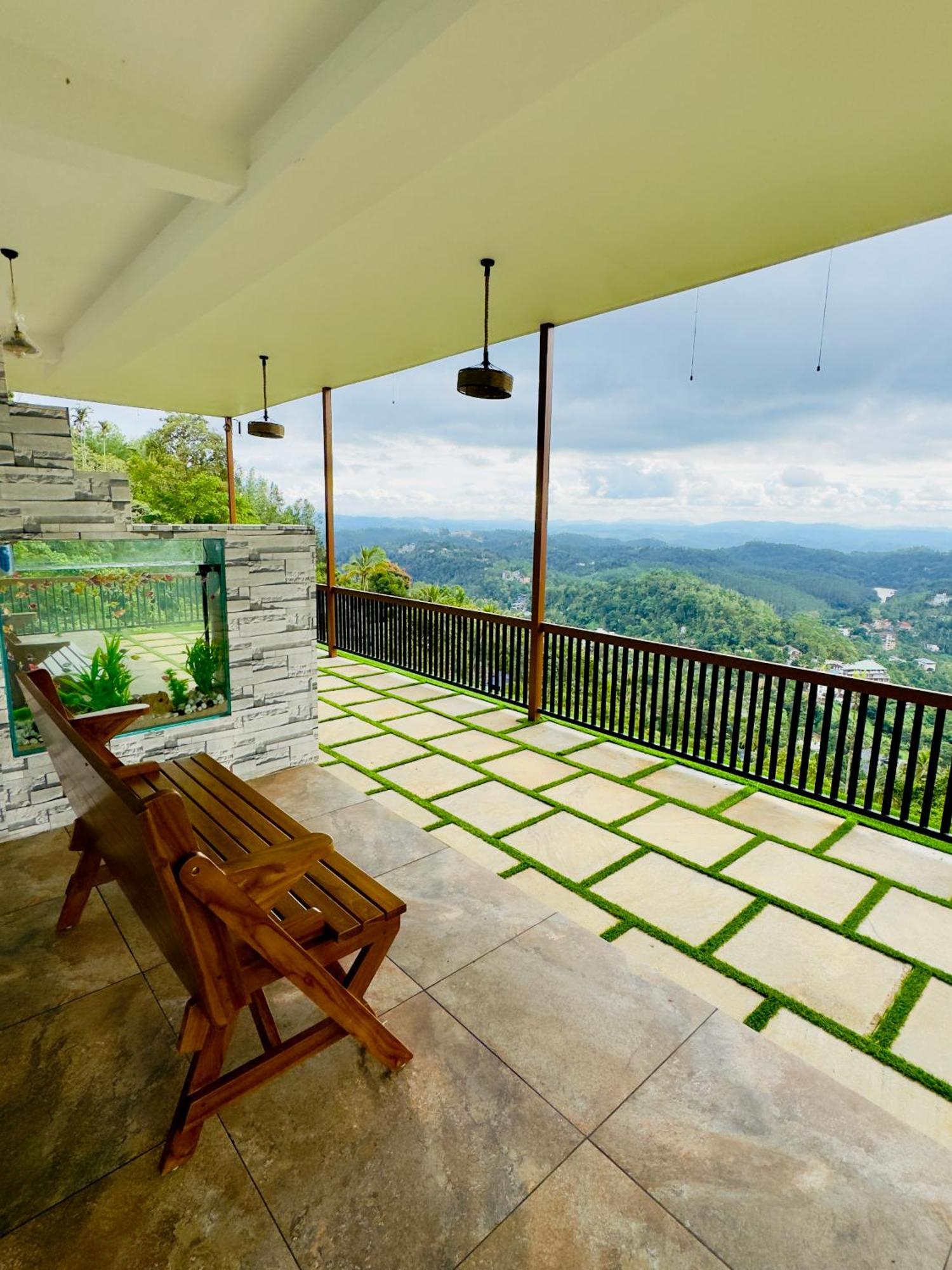 Misty Wonders Hotel Munnar Exterior photo