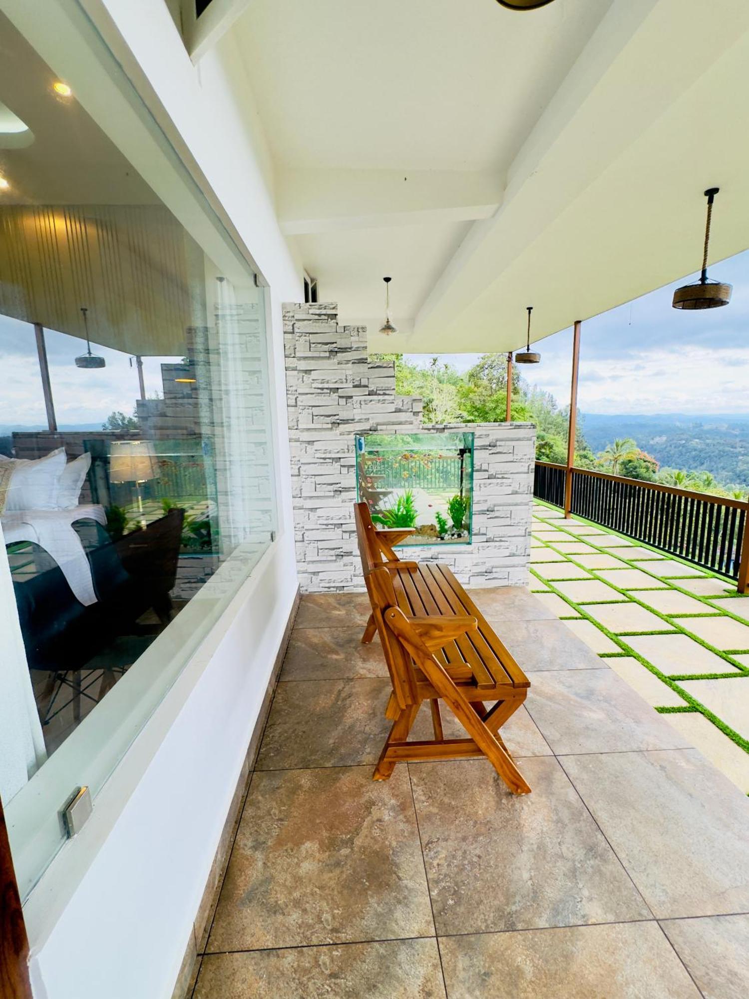Misty Wonders Hotel Munnar Exterior photo